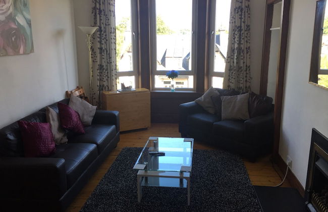 Great Location 2 Bedroom Scotstoun Flat - Foto 1