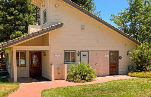 Northshore Lakeview Getaway - Photo 25