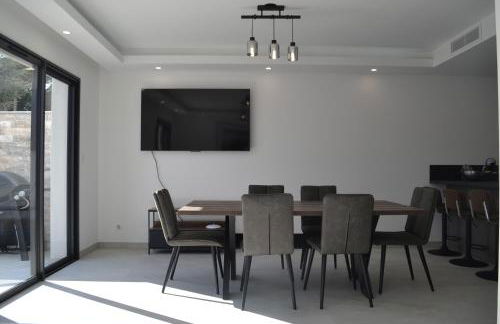 ETOILE DU BERGER Saint Aygulf 3 Villas et 4 appartements jardin individuel et piscine chauffée en saison - la mer et les plages 450 m - Foto 13