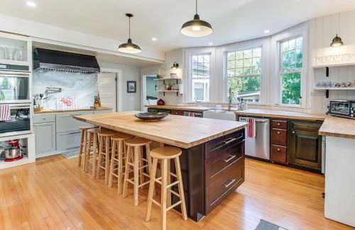 Historic Bar Harbor Home about 2 Blocks to Main St! - Foto 7