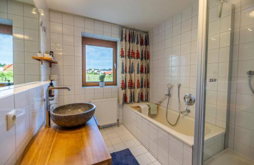 Exklusives Josenhaus mit See- und Alpenblick & Gartensauna - Foto 20