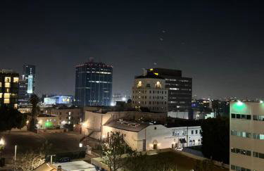 Heart of Hollywood - Walk of Fame Studio - 1bd or 2bd with View - Free parking - Balcony - Wifi - Rooftop - Gym - Upscale amenities - Foto 64