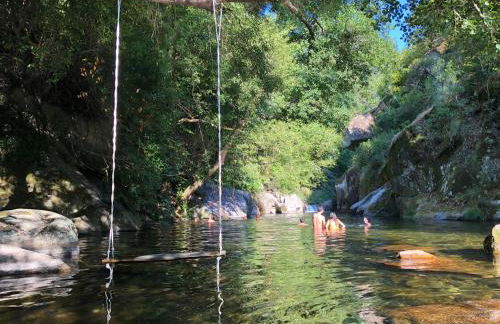 Casa da Zéfinha, em Cinfães, no Douro - Foto 18
