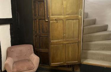 The Old Mint House F1 Silverstone Racetrack - Foto 39