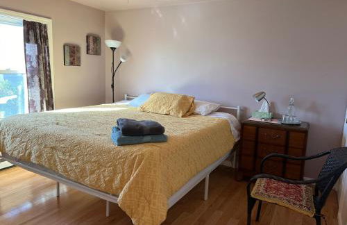 Beautiful 2-Bedroom, 2-Bath Townhouse - Photo 14