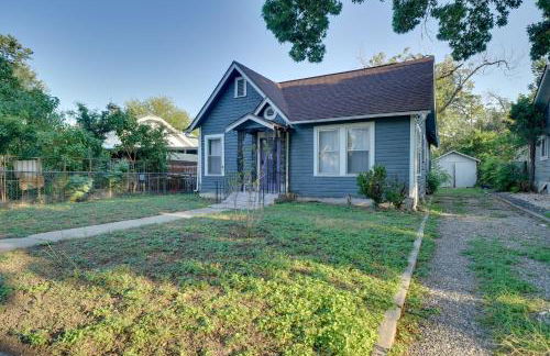 4 Mi to Downtown! Cozy Bungalow in San Antonio - Foto 3