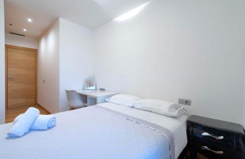 Plaza Europa Fira Gran Via - Photo 18