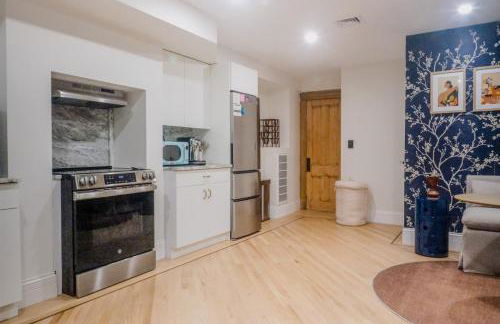 Charming Garden Lvl Brownstone - Foto 9