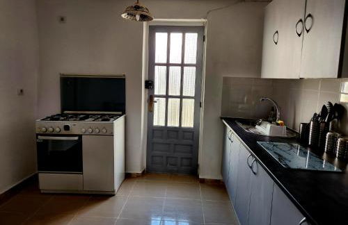 Casita-1 To 2Guests-Pool-Patio-Bbq-Parking - Foto 13