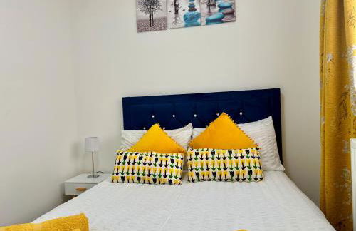 Cosy Retreat Your Home Away - Photo 16