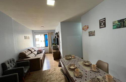 Apartamento Mobiliado com internet no centro - Foto 3