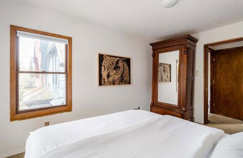 Stay Portland - 3BR Craftsman - Vintage Charm - Great Location - Foto 13