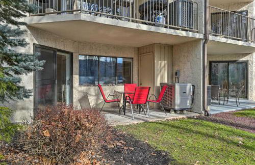 On Big Boulder Lake Condo with Community Pools! - Foto 14