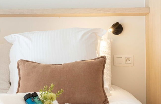 Stunning Apartment on top Location With Parking - Foto 22