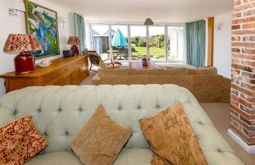 Big Sky at Hive Beach - Photo 17