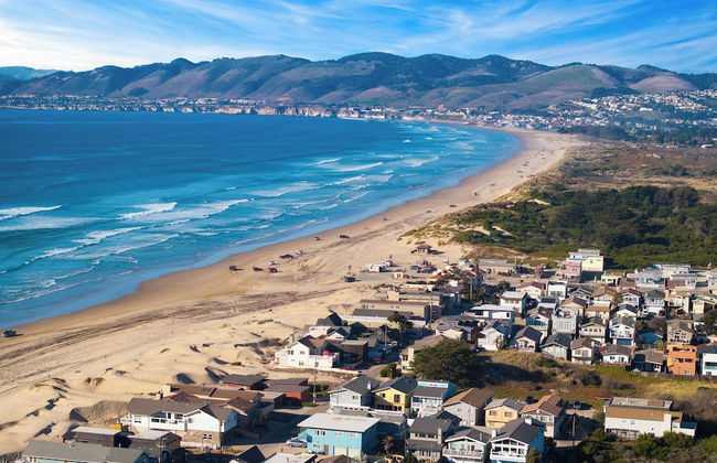 Steps to Beach w/ Patio+deck Foosball Happy Bottom Beach House by Avantstay - Foto 41