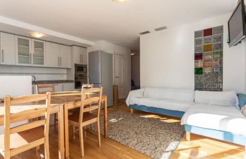 Apartamento en primera línea de playa con piscina - Photo 11