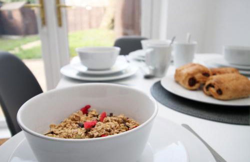 CHANDOS - Spacious Home, High Speed Wi-Fi, Free Parking, Garden - Foto 26