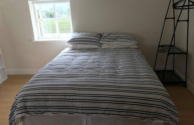 Remarkable Large 1-bed Apartment Nr Penzance - Photo 2