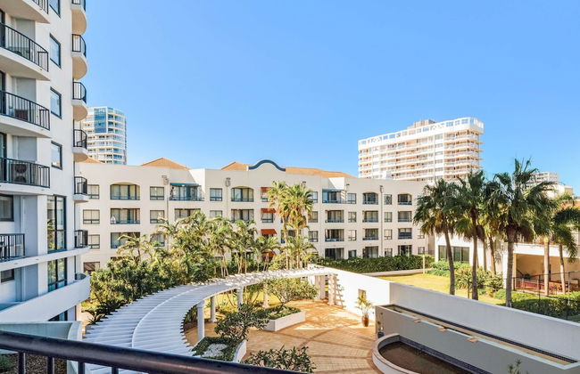 Mantra Coolangatta Beach - Photo 49