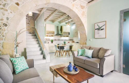 Butterfly, a historical villa with pool & hot tub! - Foto 27