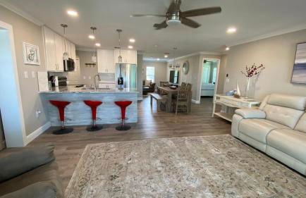 Waterfront Hernando beach house on deep water canal w/dock, fishing, kayak - Foto 21