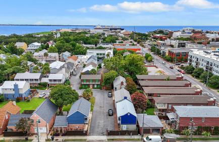 NEW Calle De Santiago in the Heart of Pensacola! - Foto 28