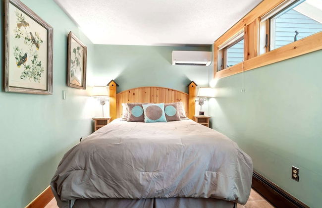 Waterfront w/ Kayak's, Sup's and Ping Pong Table! - Photo 9