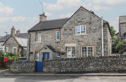 Blindwell House - Photo 1