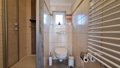 OSTSEE-Ferienhaus RAMONA - am Strand & ruhig - Foto 4, Shower