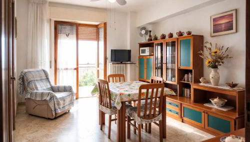 RED'S Home Apartment - Vista Mare, Terrazzo Panoramico, Centro Termoli - Foto 1