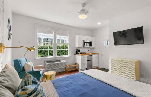 Garden District Studio Apartment - Gated Parking - Foto 6