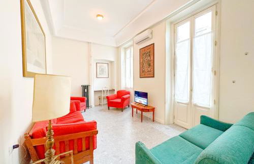 In front of Metro Cadorna La Casa degli Artisti - Photo 6