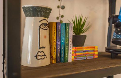 Luxury Mottram Peak District Townhouse with EV Charger - Foto 5