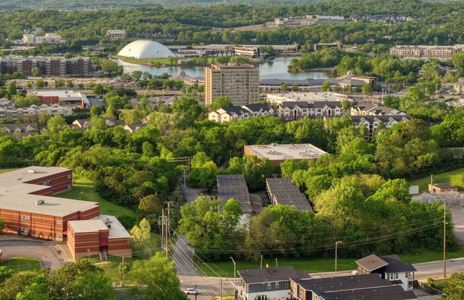 Luxe 4bdr w/ Balcony & Parking, 10 Mins to Broadway 9th Avenue by Avantstay - Foto 47