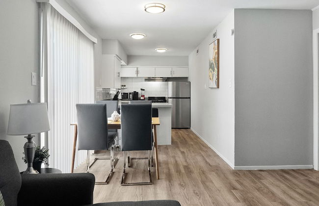 Modern 2BR Near UT Hyde Park Evonify - Foto 28