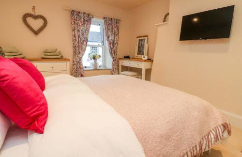 Cobble Cottage - Photo 24