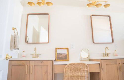 Rustic Gold Retreat - Foto 20
