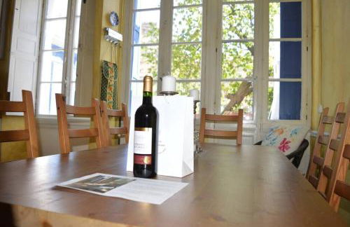 Riverside 4 bed house full of character and charm - Foto 26