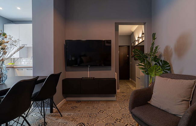 Chic Black White 2BR Retreat on Dambovitei - Foto 20