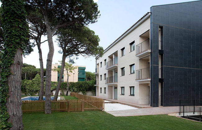 SG Marina 54 Apartments - Photo 31