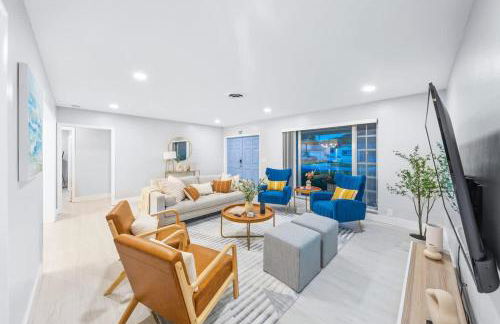 SUN VILLA Heated Pool Near Hard Rock & Beach - Foto 9