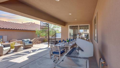 Paradise Village 113 Water Park and Kids Cove, Ping Pong, XBOX 360, Games, Beautiful Mountain Views, and More - Foto 4