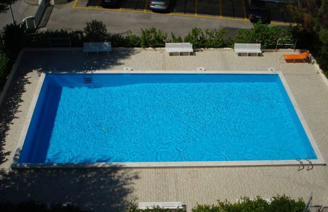 Red Flat With Shared Pool and Private Parking - Foto 6
