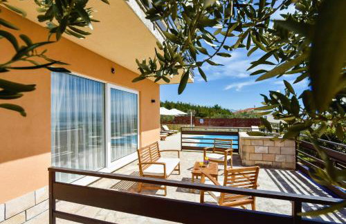 Holiday home Magic view with private heated pool - Photo 12