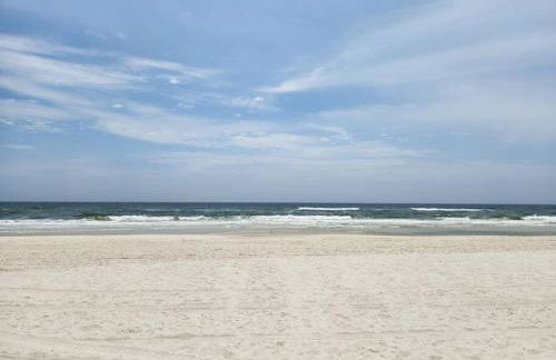 Condo in Gulf Shores King Suite - Photo 10