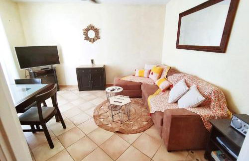 LE PRADET 50m de la plage T2 tout confort LESCLESDENICOLE - Foto 7