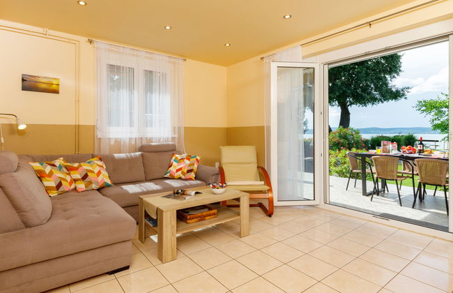 3 bedroom House in Balatonlelle with garden and terrace - Photo 11