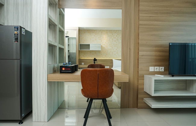 Cozy Studio Apartment at Nine Residence connected to Mall - Foto 10