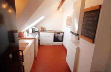 Best of Chartres one bedroom city center and view on the Cathedral - Foto 5